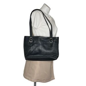 TIGNANELLO Black Pebbled Leather Shoulder Bag Silver Tone Metal Zipper Closure